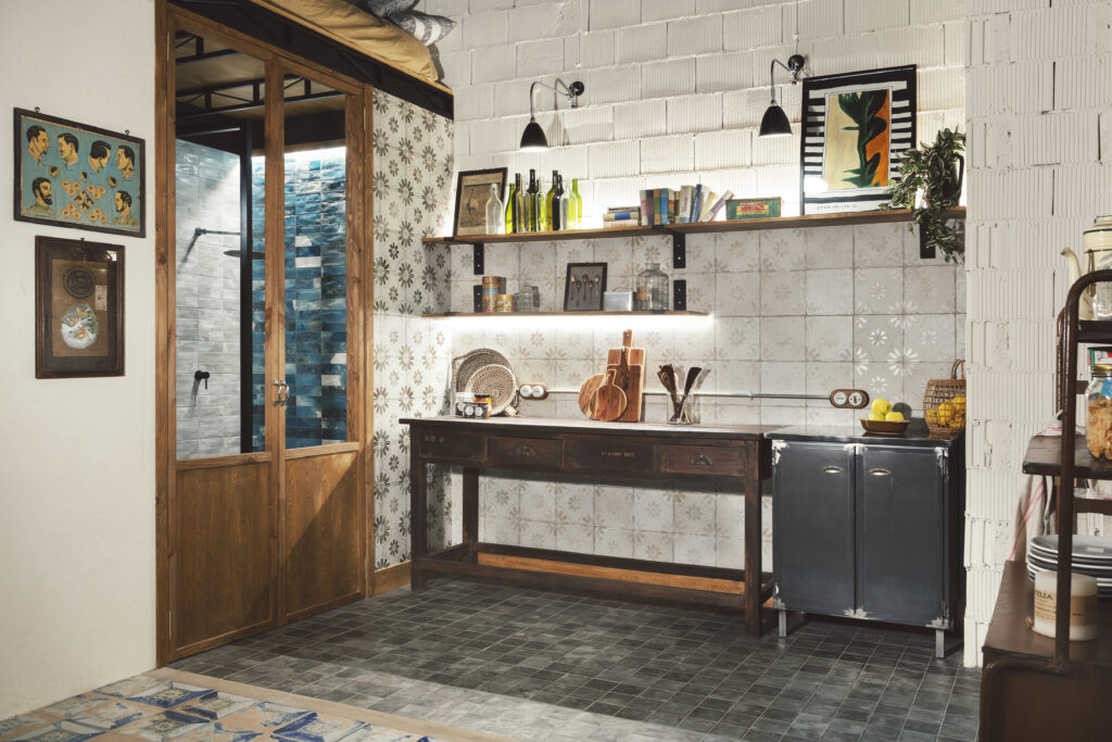 FS ETNA - FS-BLUME-WHITE-BLACK_FS-ETNA-BLACK_FS-TRADITION-BLUE-SILVER_FS-HERITAGE-SQ